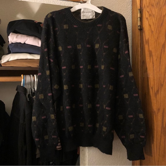Urban Outfitters Other - NWT vintage black patterned crew neck sweater